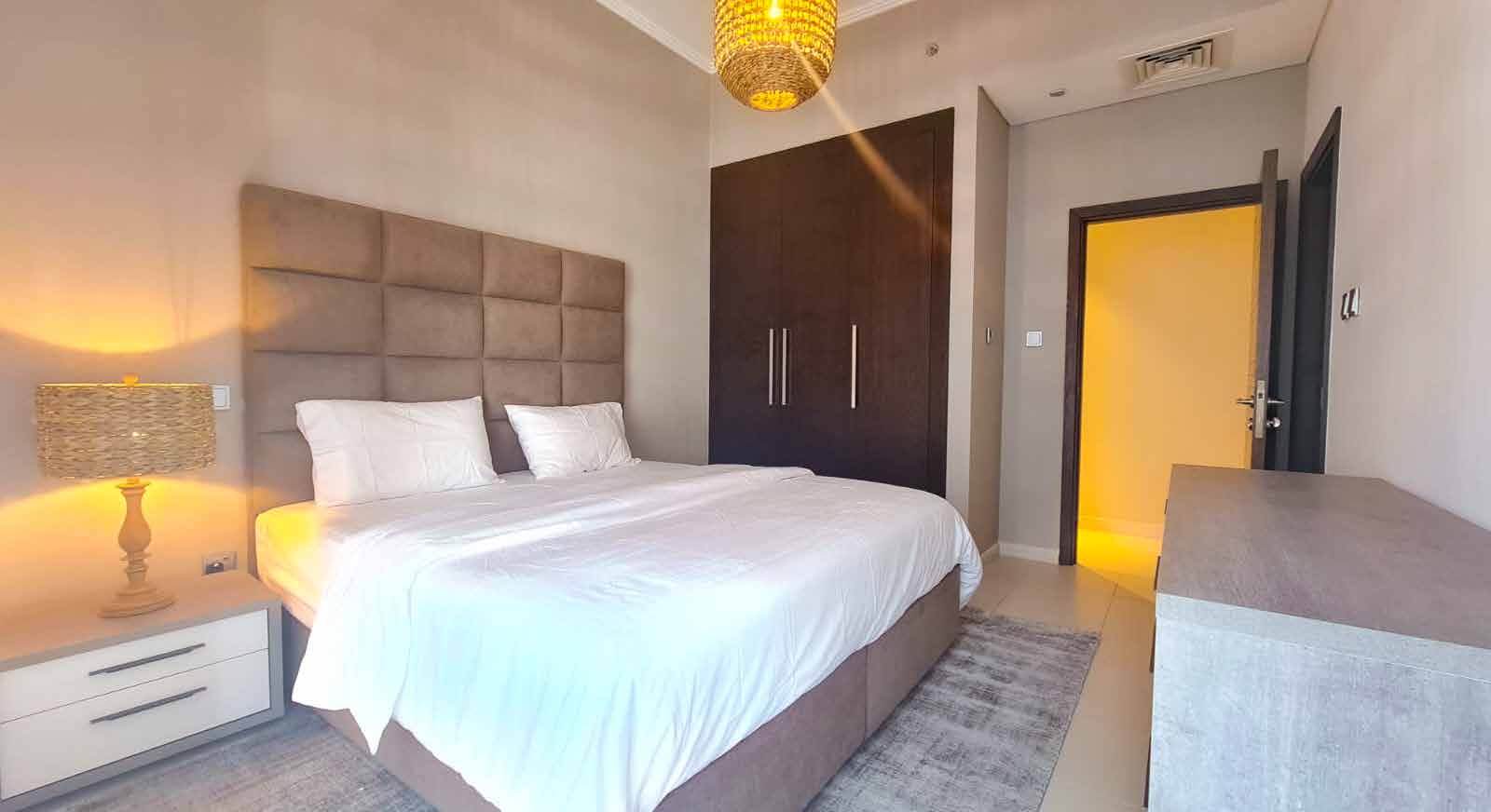 Upgraded | Marina & Sea View | Ready-To-Move 8