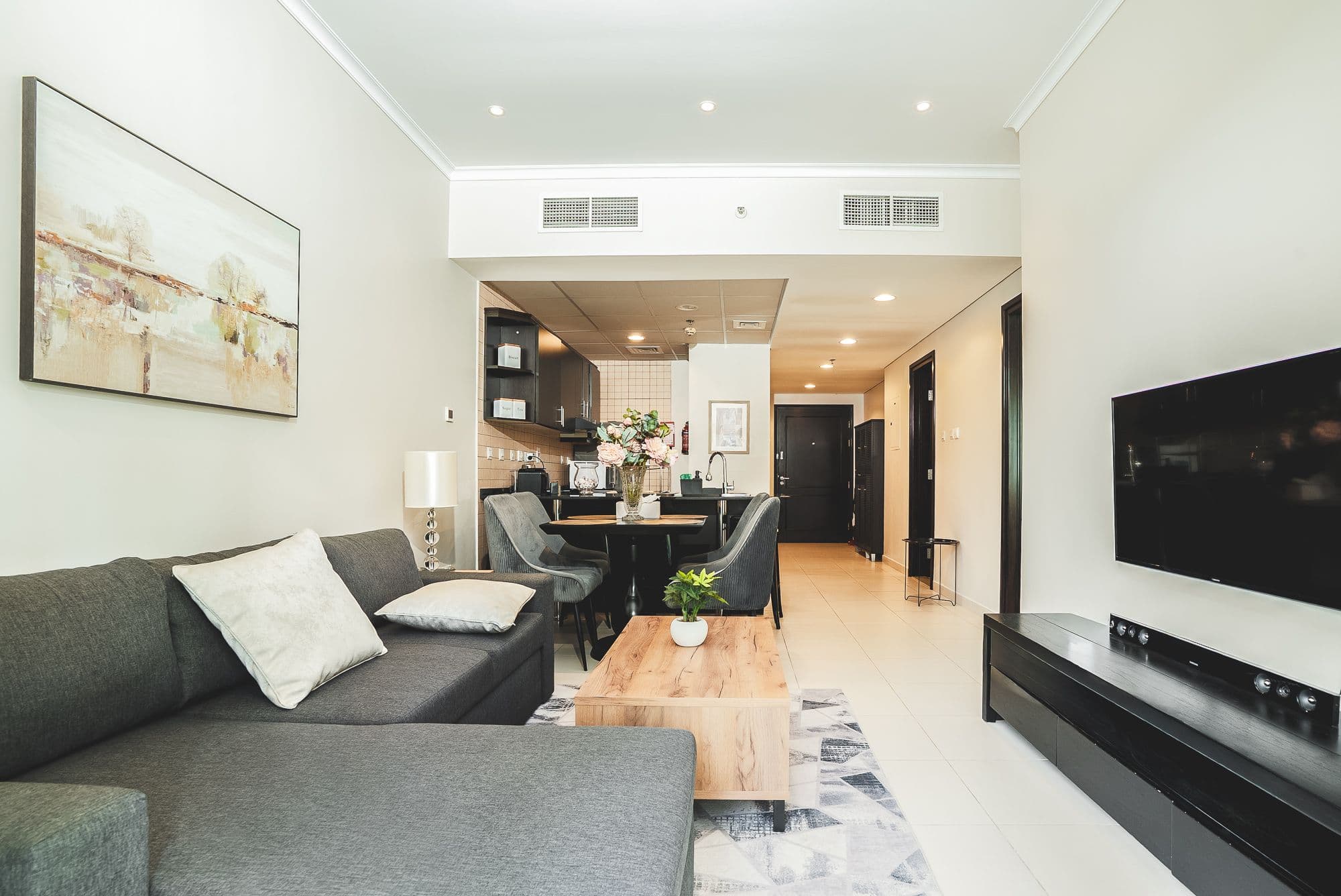 Fully furnished 1BR | Balcony | Prime Location