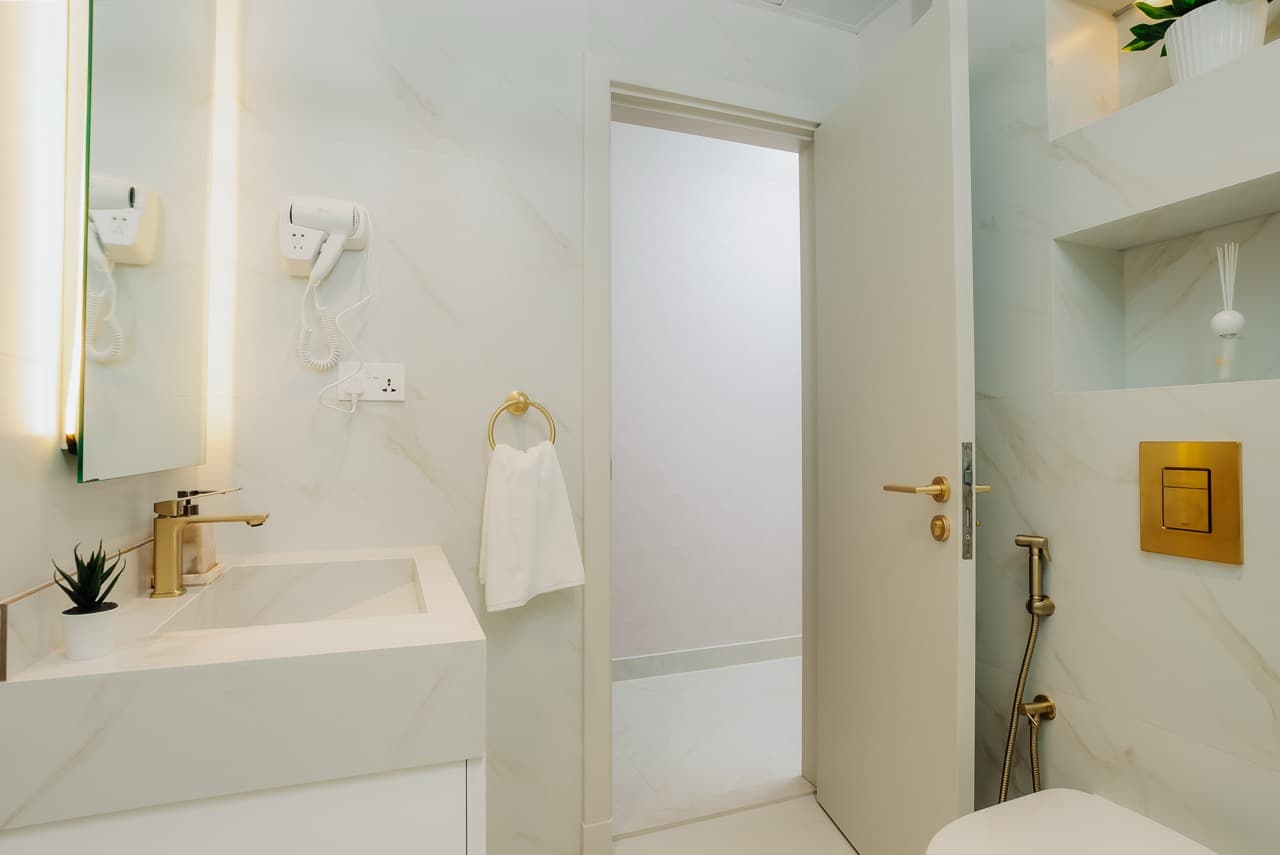 Fully Upgraded | 2BDR | Ain Dubai View* 9