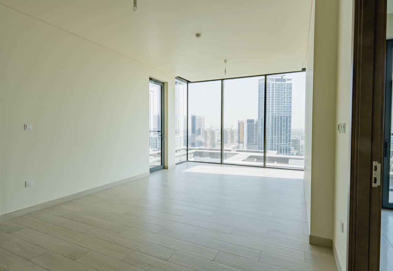 Ready To Move In | Prime Location | Huge Layout