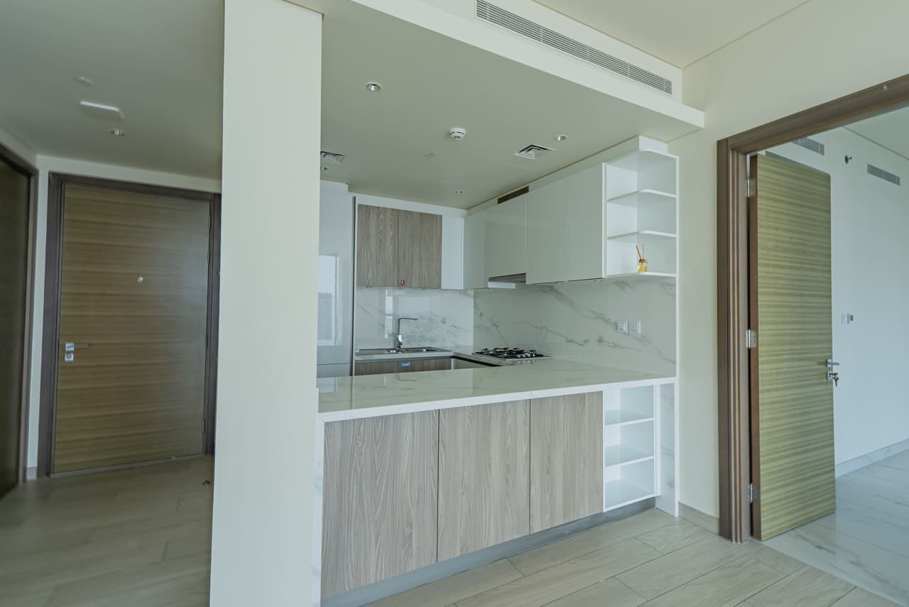 Ready To Move In | Prime Location | Huge Layout