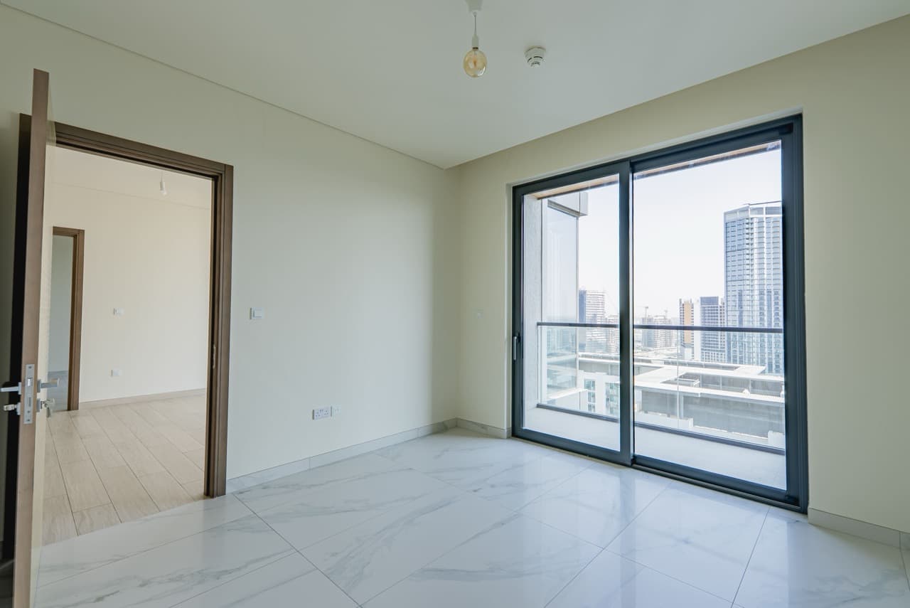 Ready To Move In | Prime Location | Huge Layout