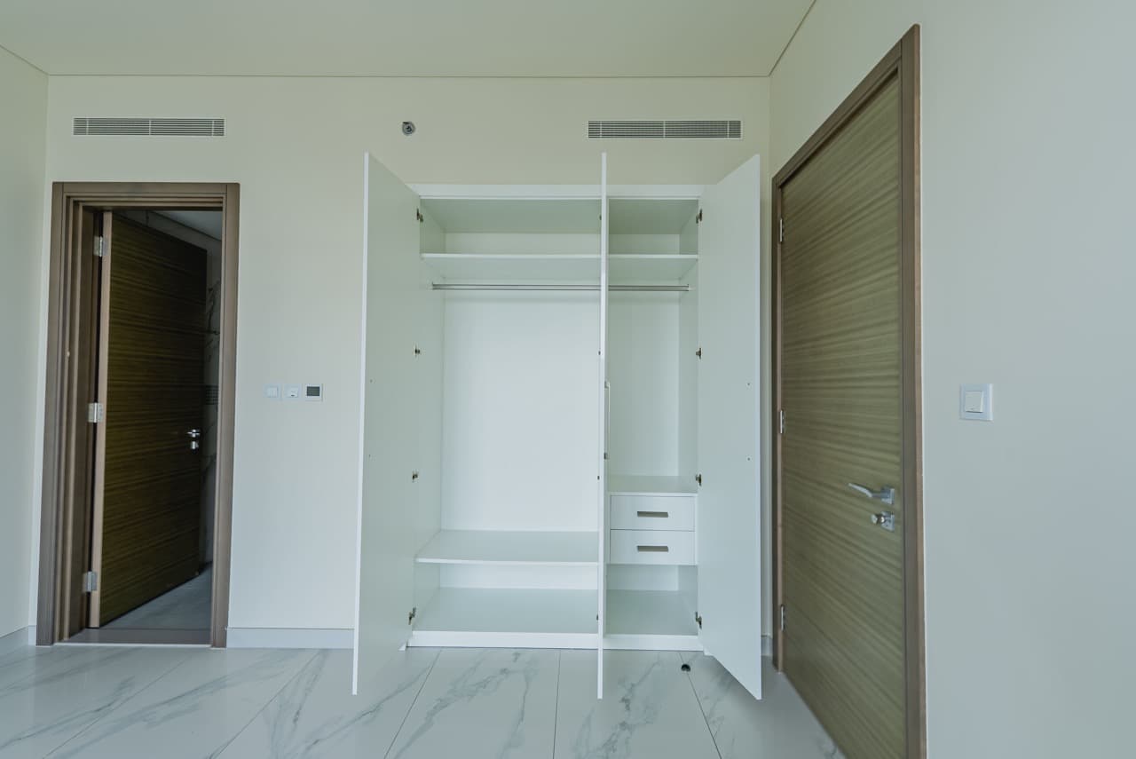 Ready To Move In | Prime Location | Huge Layout