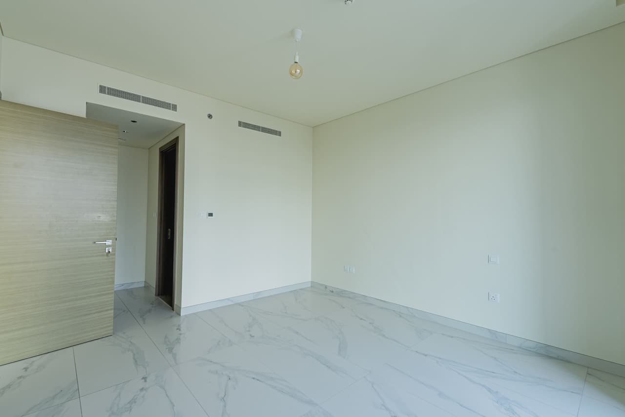Ready To Move In | Prime Location | Huge Layout