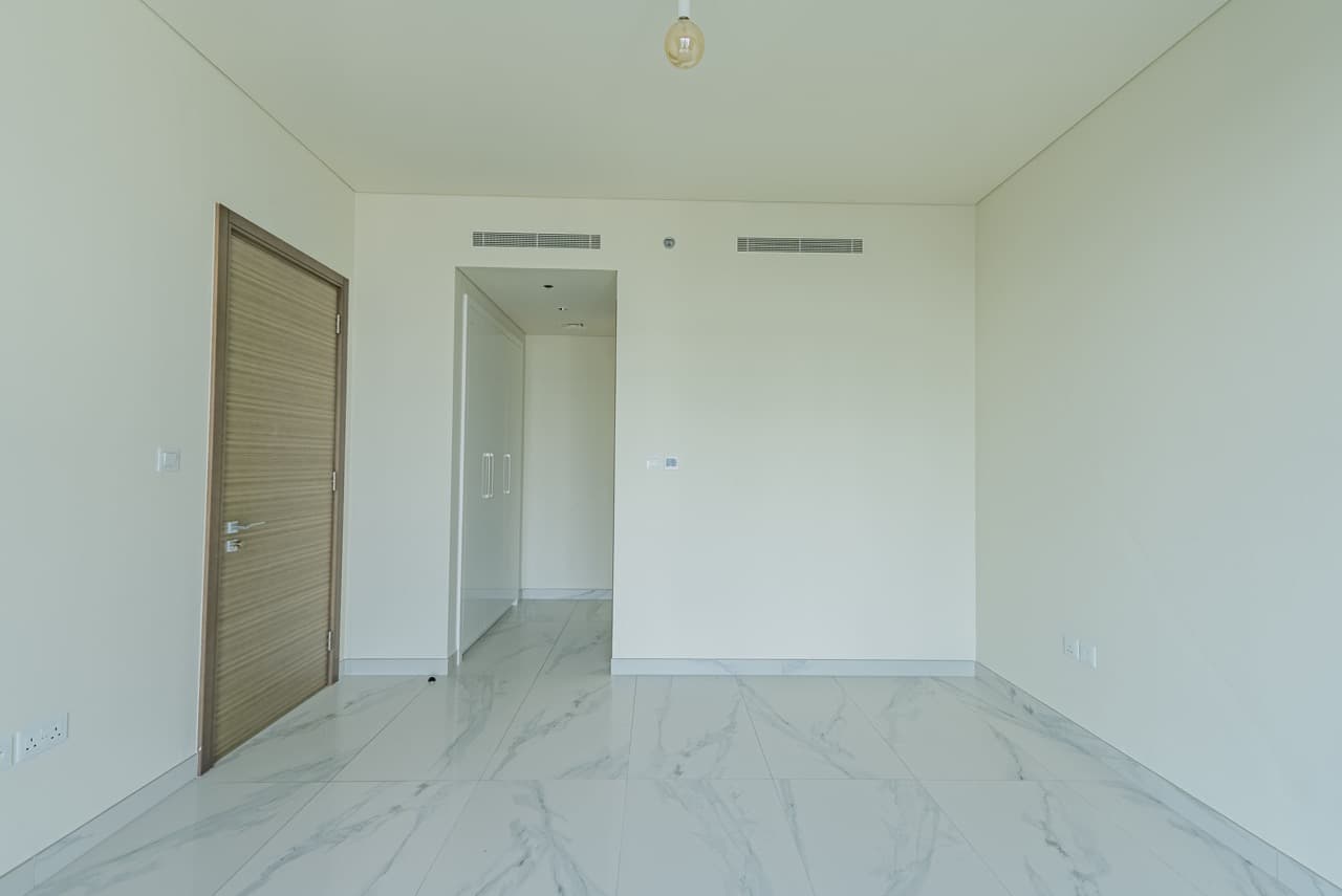 Ready To Move In | Prime Location | Huge Layout