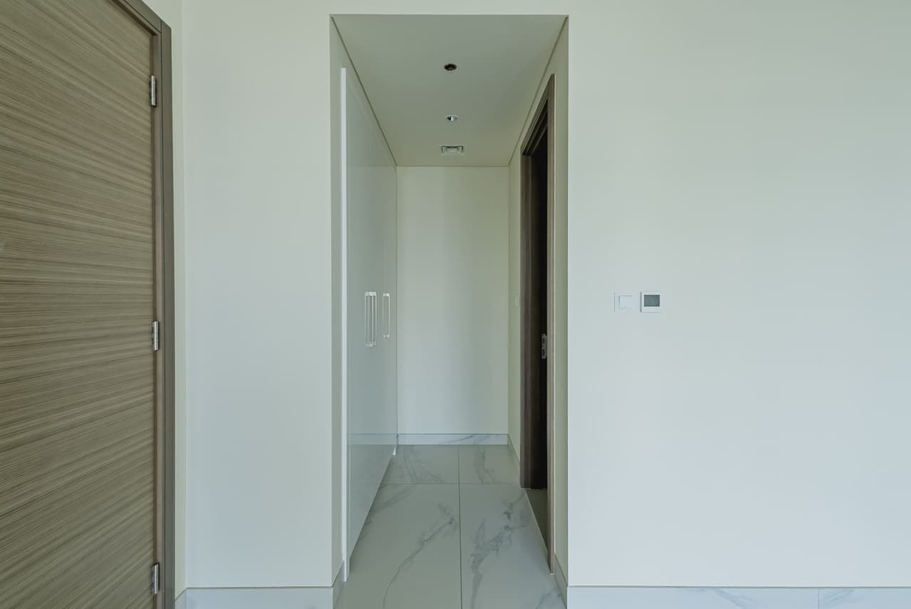Ready To Move In | Prime Location | Huge Layout