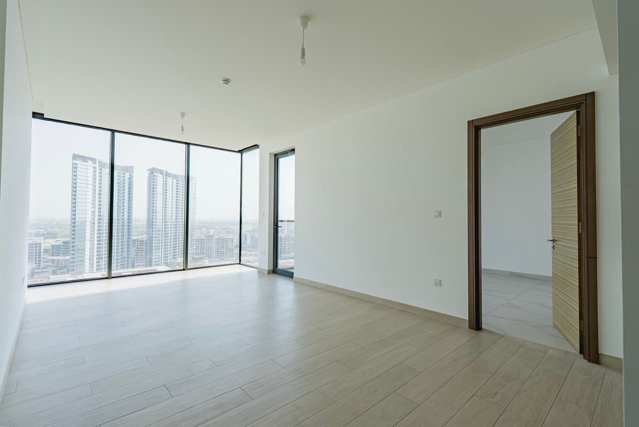 High Floor | Vacant | Amazing Layout