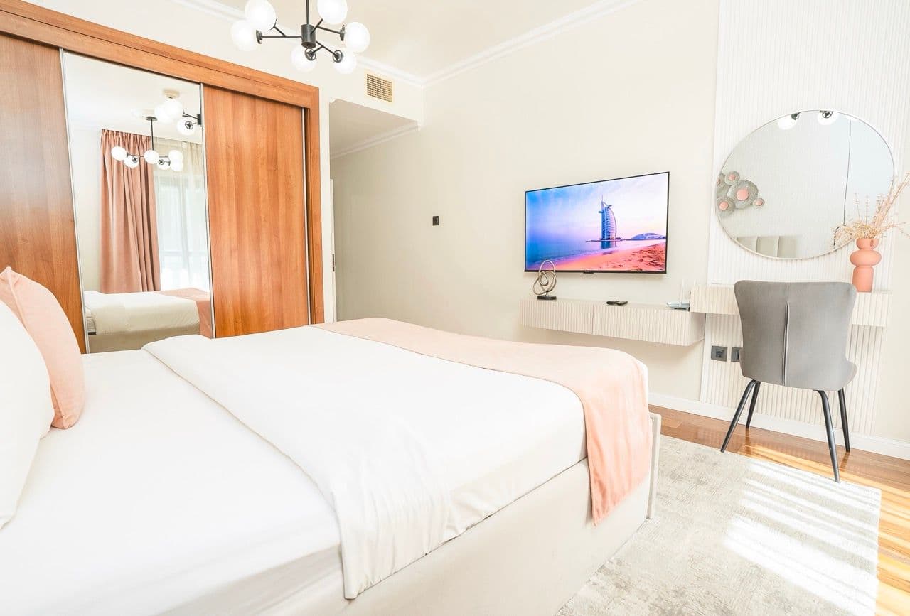 Sea View | Upgraded | High Floor* 14