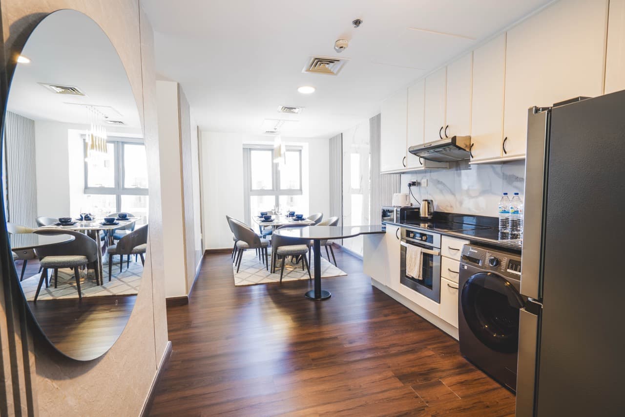 Cozy 2 BR | Sea view | High Floor*