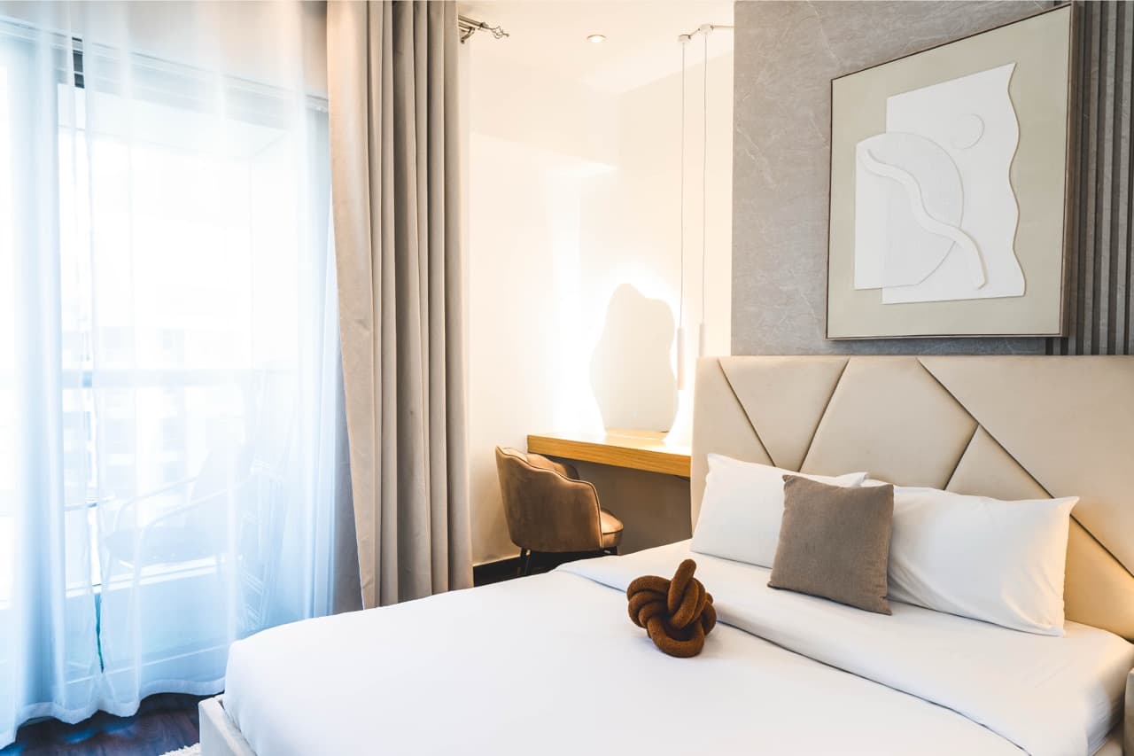 Cozy 2 BR | Sea view | High Floor*