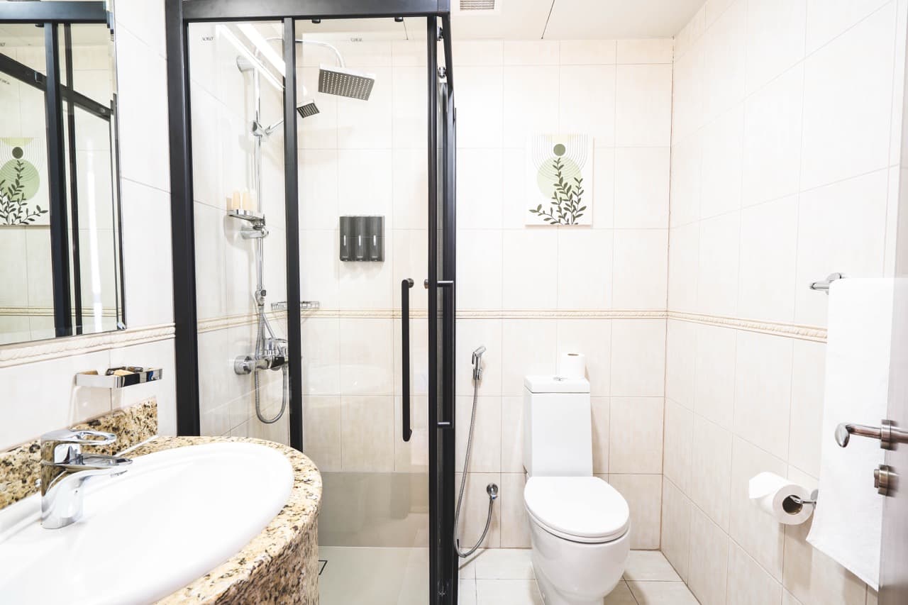 Cozy 2 BR | Sea view | High Floor*
