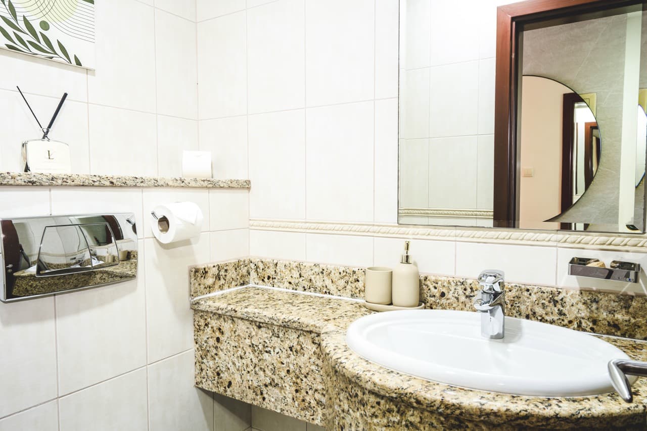 Cozy 2 BR | Sea view | High Floor*