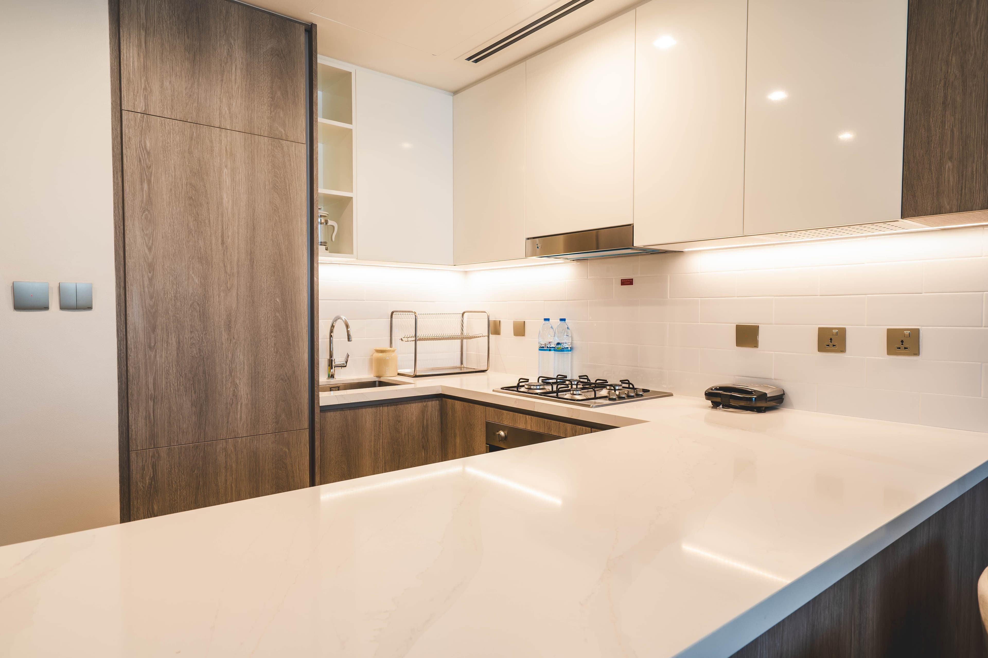 Brand New 1BR | Fully Furnished | Prime Location