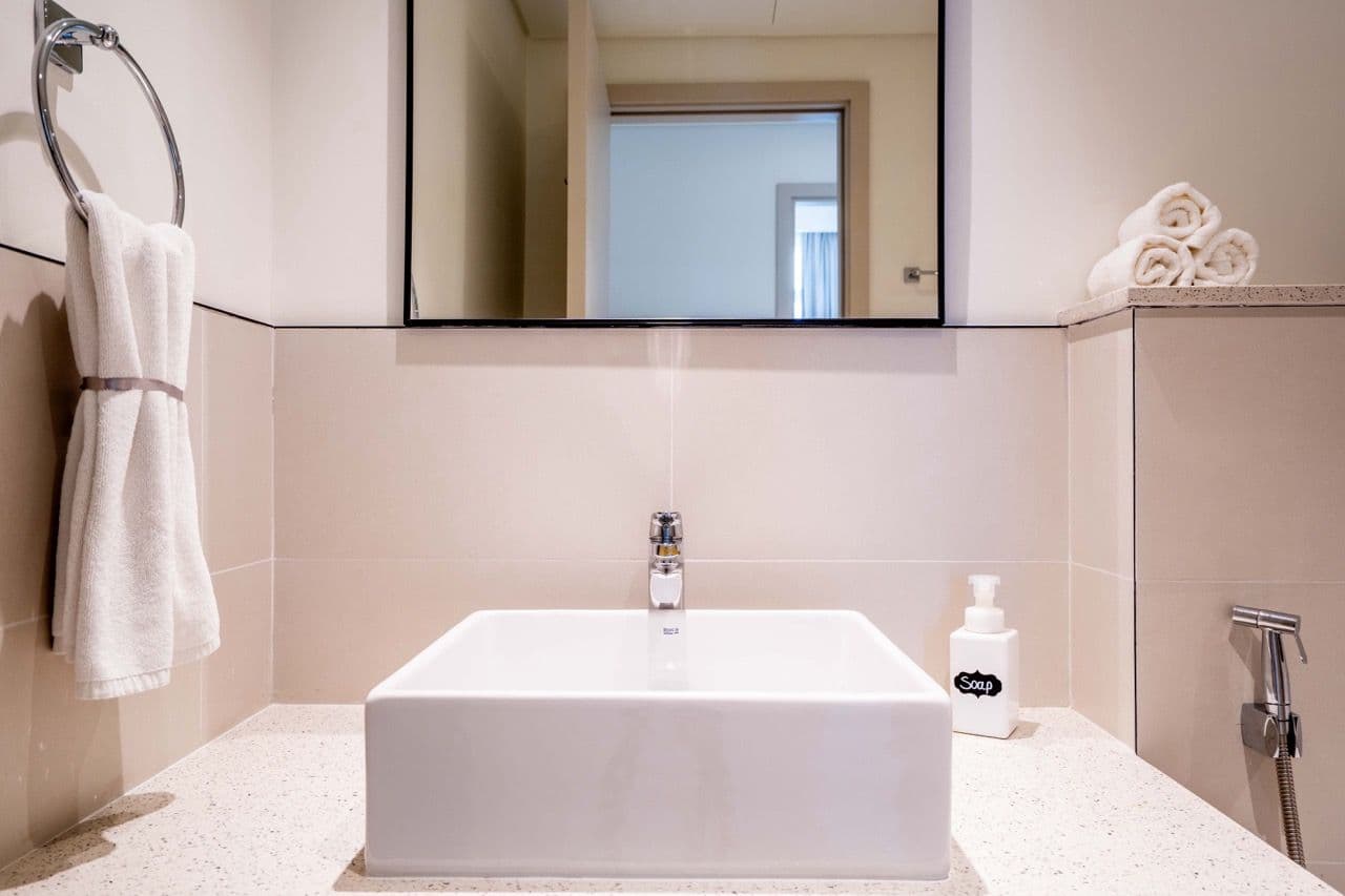 LUX Bright 2BR with Palm Jumeirah Views*