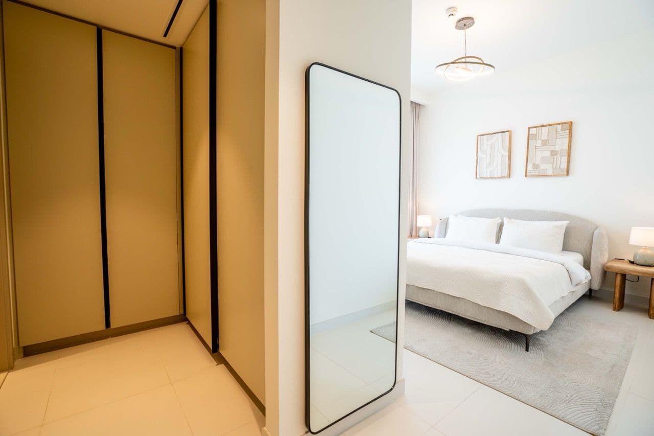 LUX Bright 2BR with Palm Jumeirah Views*