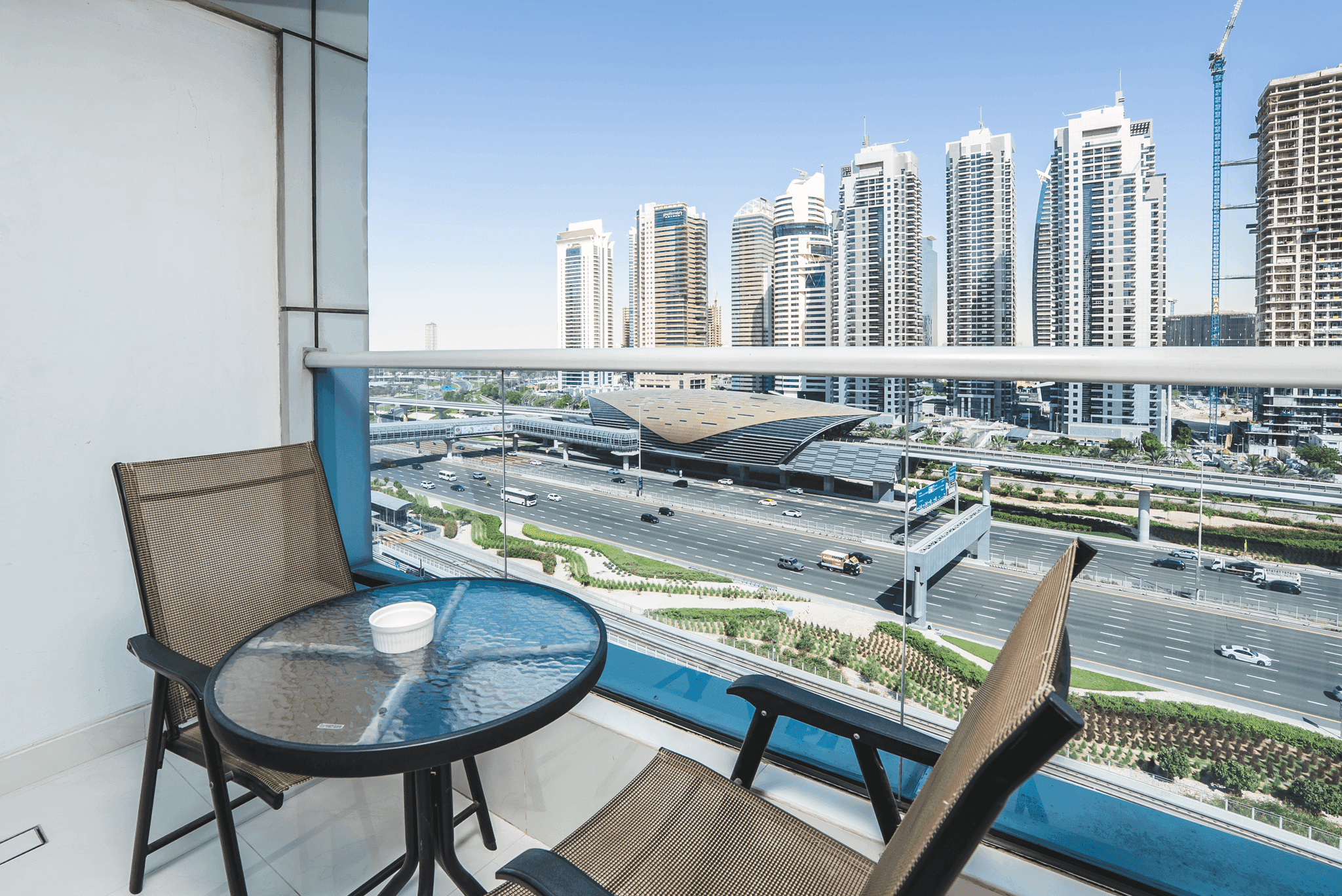 Modern 1BR in Heart of Dubai Marina