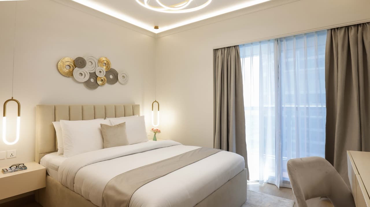 2 BR | Fully Upgraded | High Floor*