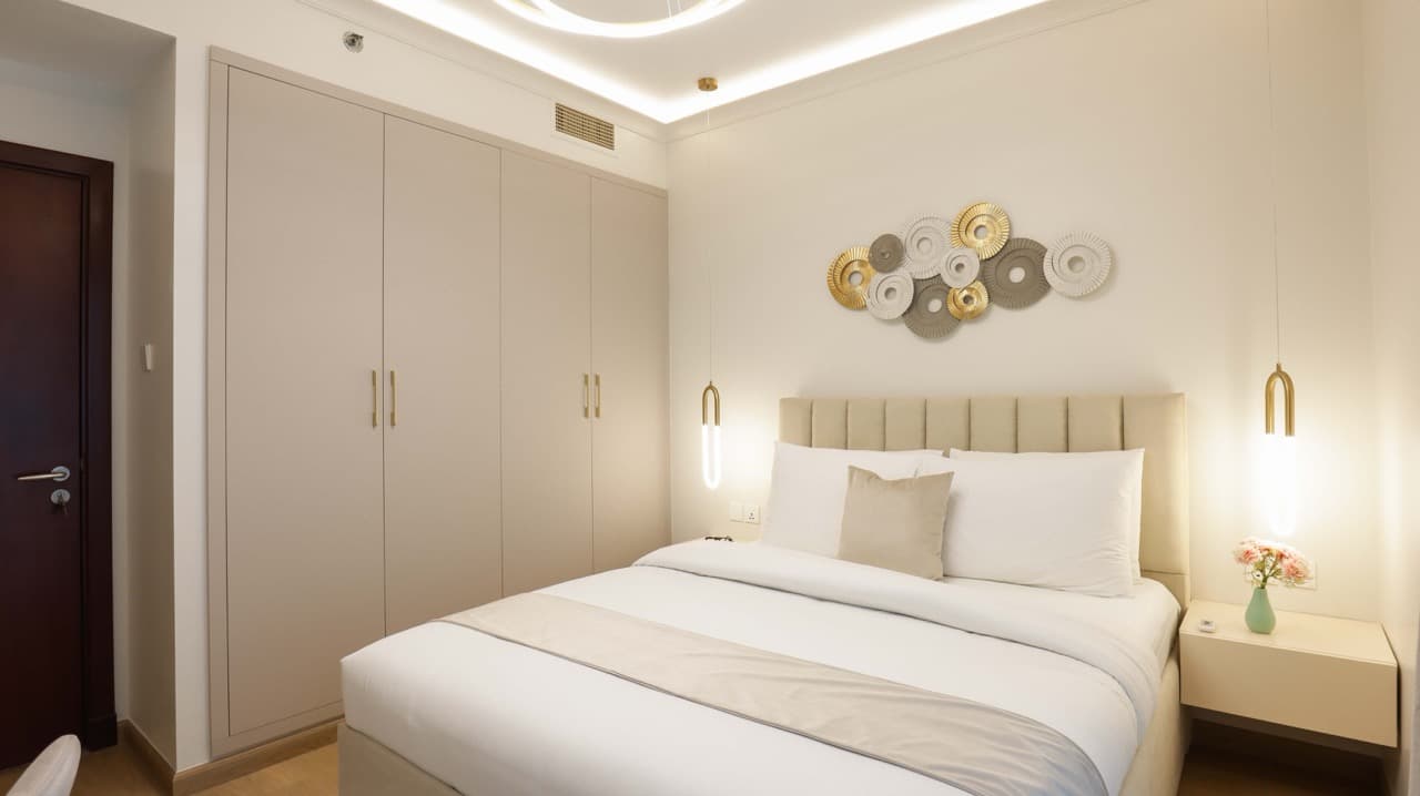 2 BR | Fully Upgraded | High Floor*