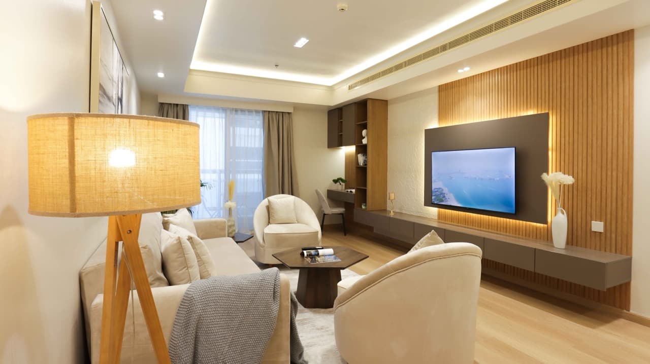 2 BR | Fully Upgraded | High Floor*