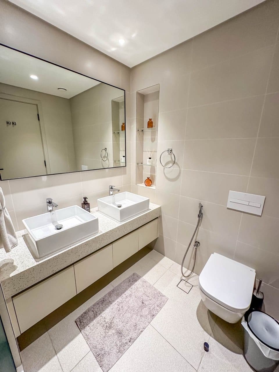 LUX Bright 2BR with Palm Jumeirah Views*