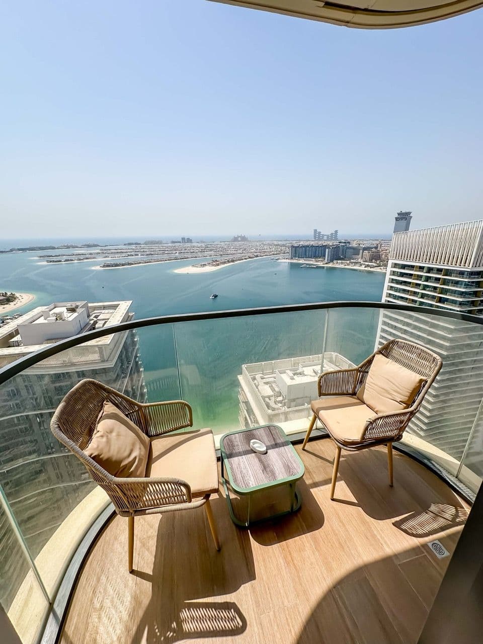 LUX Bright 2BR with Palm Jumeirah Views*