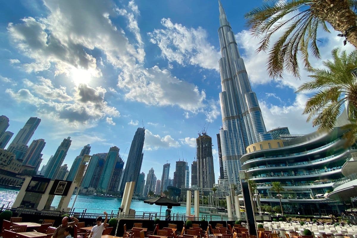 What returns can a Dubai holiday home achieve?