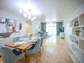 Upgraded I Fully Furnished I High End Living