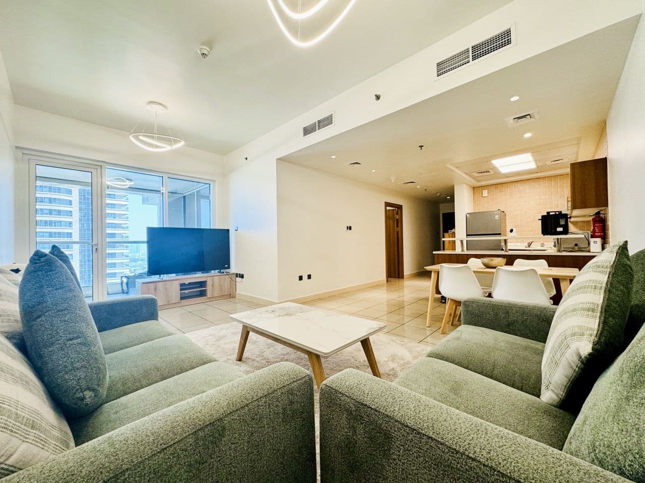Prime Location | Upgraded | High Floor 2