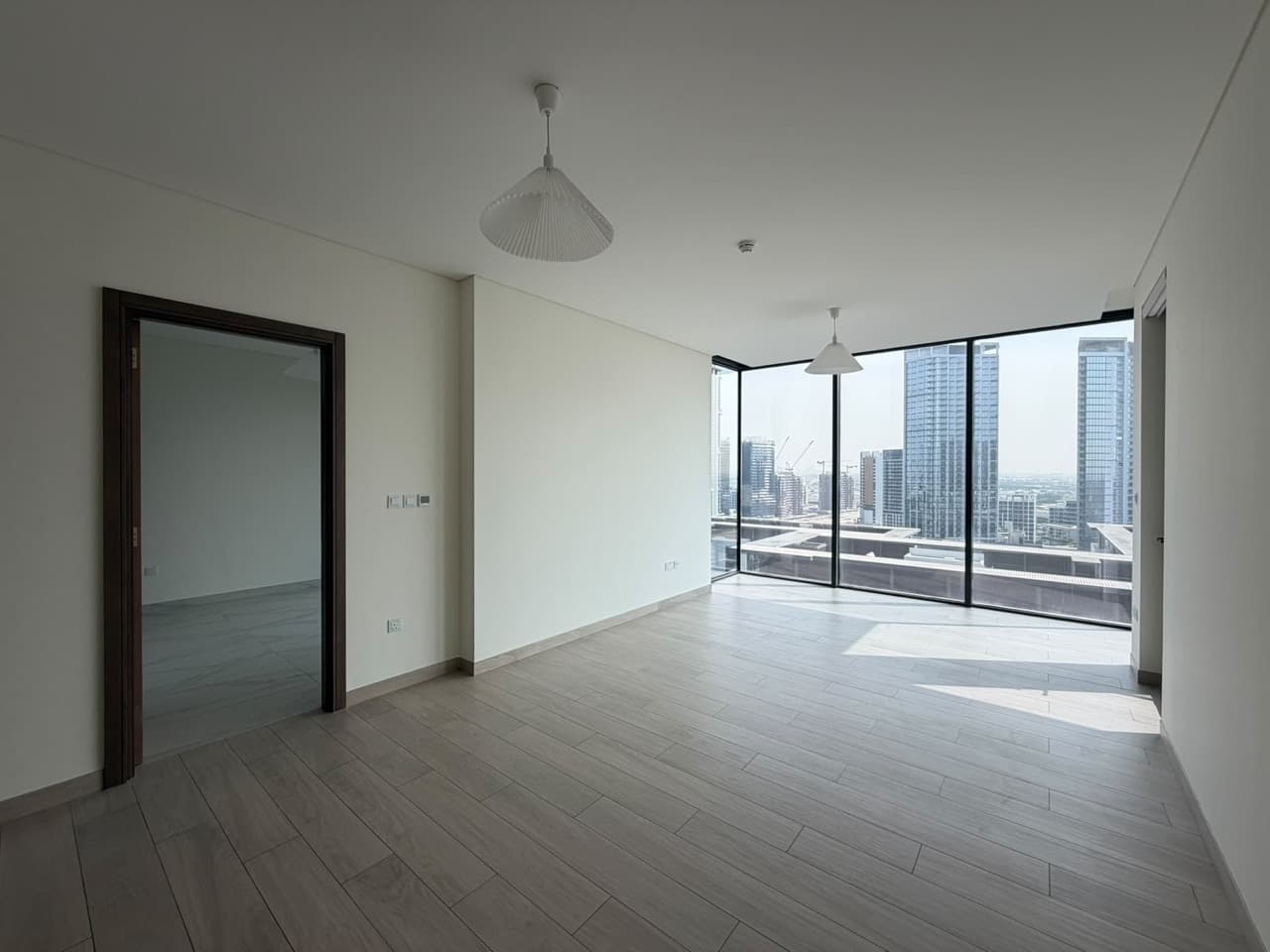 Vacant | Huge Layout | High Floor 2