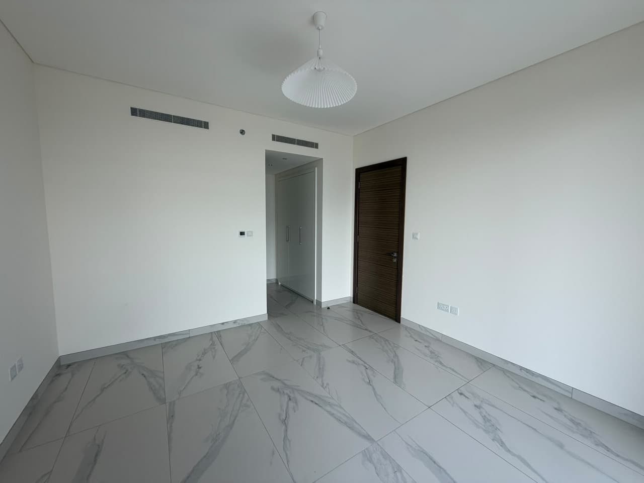 Vacant | Huge Layout | High Floor 3